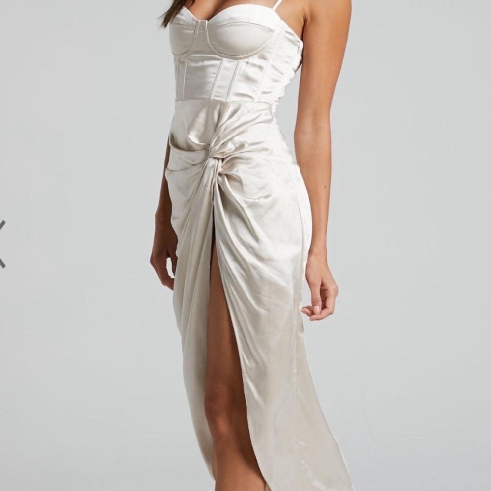 Showpo Mikaila Midi Dress Oyster Knot Front Split Corset Satin SD23010043 Size 4